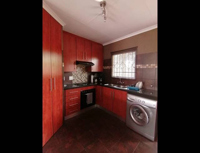 2 BEDROOM TOWNHOUSE SOLD IN AMBERFIELD